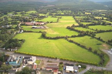 Circa 4 Acres, In Rossadrehid Village, Co. Tipperary, E34TR25 — photo 3