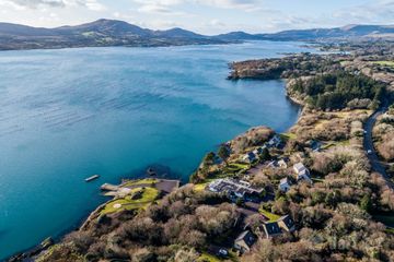 Berehaven Holiday Complex, Waterfall, Castletownbere, Co. Cork — photo 2