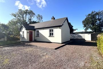 The Cottage, Knocknahowla More, Belgooly, Oysterhaven, Co. Cork — photo 2