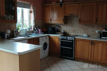 19 Cherrington Place, Castlebar, Castlebar, Co. Mayo, F23YF83 — photo 2
