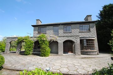 Laburnum House, Air Hill, Roscrea, Co Tipperary, E53WC94 — photo 3