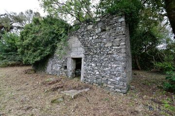 Lot 2 : Derelict Building Raffony & Land, Raffony, Virginia, Co. Cavan — photo 2