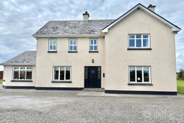 Carra, Bullaun, Loughrea, Co. Galway, H62FN51