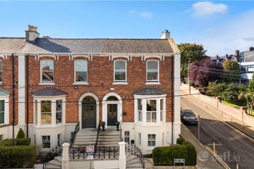 1 Eaton Place, Monkstown, Co. Dublin, A94 D893 — photo 2