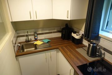 Studio Basement, Mount Merrion, Co. Dublin — photo 3