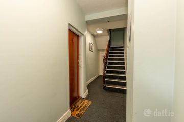 27 Cabra Park, Phibsborough, Dublin 7, Co. Dublin, D07NW01 — photo 2