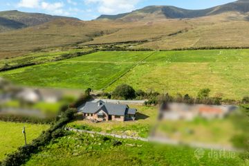 Fybagh, Killarney, Castlemaine, Co. Kerry, V93F1H3 — photo 2