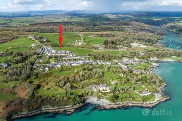 34 The Lawn, Castletownshend, Union Hall, Co. Cork, P81R624 — photo 3