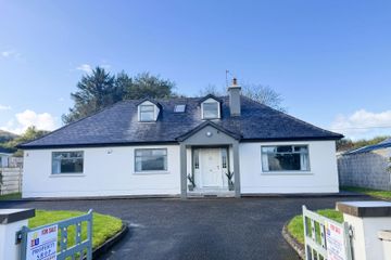 Reenrusheen Road, Carhan Lower, Cahersiveen, Co. Kerry, V23YD32 — photo 2