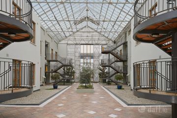 101 The Firs, Winter Garden, Pearse Street, Dublin 2