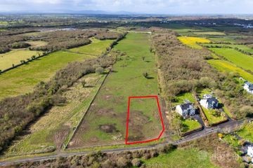 Roevehagh, Craughwell, (Nearest Eircode), Galway, Co. Galway, H91TRF2 — photo 3