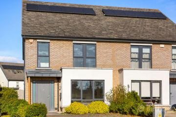 47 Hollywoodrath Crescent, Hollystown, Dublin 15, D15T88E