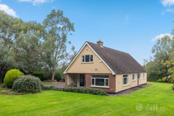 Menagerie Manor, Hedge Road, Garristown, Co. Meath, A42RY73 — photo 2