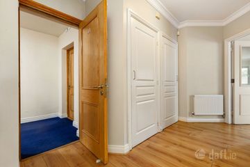 11 Corr Castle, Howth Road, Sutton, Dublin 13, D13YC83 — photo 3