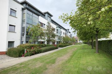 Apartment 69, Southmede, Ballinteer Road, Dundrum, Dublin 16, D16D939 — photo 3