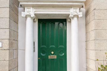 Apartment 4, 51 Pembroke Road, Ballsbridge, Dublin 4, D04VX23 — photo 2