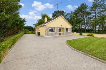 Lower Ballagh, Menlough, Ballinasloe, Co. Galway, H53W882