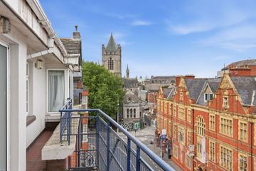 Castle Gate Apartments, Lord Edward Street , Dublin 2 — photo 3