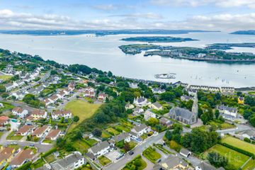Robin Hill, Lake Road, Cobh, Co. Cork, P24RY88 — photo 2