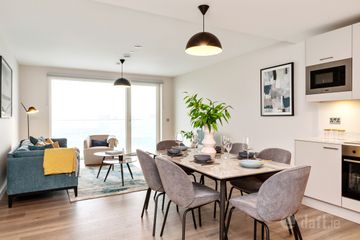 3 Bedroom Apartment , The Oslo , Sandyford Central , Sandyford, Co. Dublin — photo 2