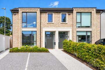 48 Thornhill Oaks Mount Merrion, Co. Dublin