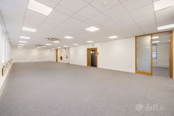 Newmount House, Lower Mount Street, Dublin 2, Dublin 2, Co. Dublin — photo 3