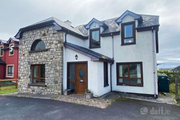 25 Stracomer Hill, Bundoran, Co. Donegal, F94FT86