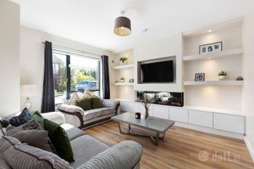 8 White Pines Drive, Stocking Avenue, Rathfarnham, Dublin 16, D16K1H3 — photo 2
