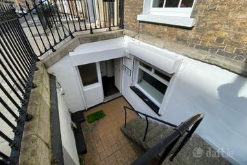 Basement, 23 Mount Street Upper, Dublin 2 — photo 2