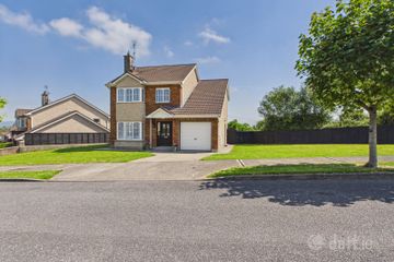 25 Castle Court, Waterford Road, Carrickbeg, Carrick-on-Suir, Co. Tipperary, E32DH30 — photo 2