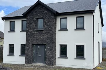 60 Ballyoughtragh Heights, Milltown, Killarney, Co. Kerry, V93HD0Y — photo 2