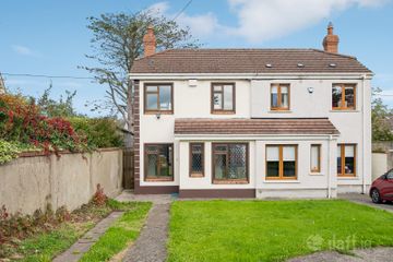2 The Gables, Raheny, Dublin 5, D05R7X6 — photo 2