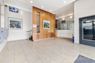 Apartment 410, Shelbourne Plaza, Hanover Quay, Dublin 4, D04W1W5 — photo 2