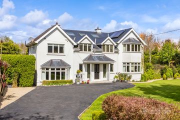 Castlemoyle, Leopardstown Road, Foxrock, Dublin 18, D18 K4H3 — photo 2