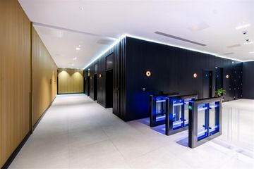 RECEPTION LIFT