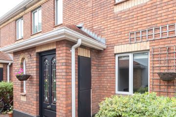 Kingsley Mews, Raglan Road, Dublin 4 — photo 2