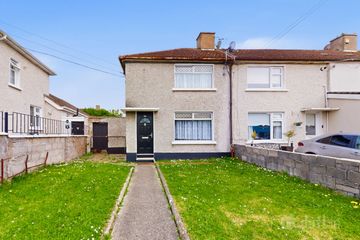 84 Ballygall Crescent, Finglas, Dublin 11, D11T2H2 — photo 3