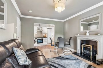 Apartment 90, Kerrymount, Castle Court, Dublin 18, Co. Dublin, D18N803 — photo 3