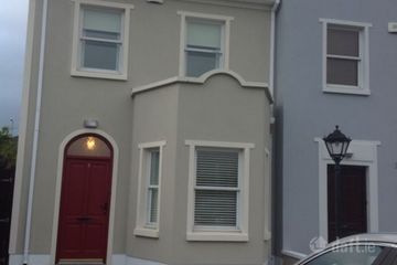 5 College Crescent, College Road, Bohermore, Co. Galway