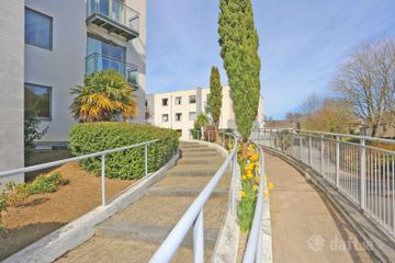Apartment 18, Lansdowne Hall, O'Callaghan Strand, North Circular Road, Co. Limerick, V94FW60 — photo 2