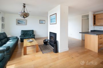 1 Eaton Heights, Cobh, Cobh, Co. Cork, P24R868 — photo 2