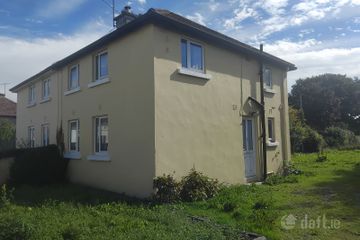 23 Sarsfield Street, Thurles, Co. Tipperary, E41P440