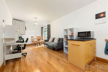Apartment 9, Creevagh House, Dundrum Road, Windy Arbour, Dublin 14, D14VX43 — photo 3