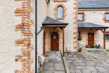 16 Harbour Cottages, Carlingford, Carlingford, Co. Louth, A91XW96 — photo 2