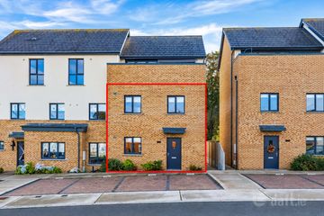 12 The Crescent, Baker Hall, Navan, Co Meath, C15 XDC8