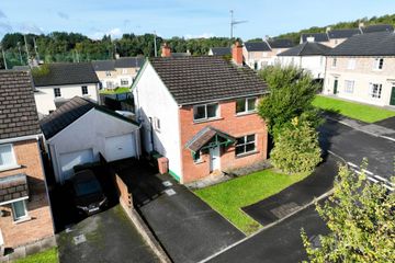 38 College Park Lane, Enniskillen, Co. Fermanagh — photo 2