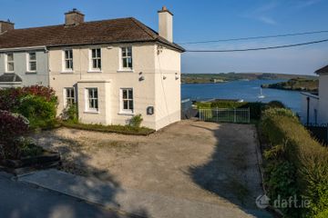 3 Father Mcsweeney Terrace, Ardbrack, Kinsale, Co. Cork, P17EY97