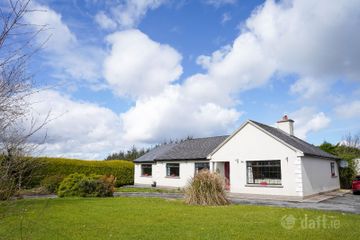 Knockbrack, Knocknagoshel, Co. Kerry, V92X437 — photo 2