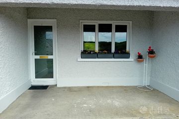 5 Galway Road, Tullyvoheen, Clifden, Co. Galway, H71HP65 — photo 2