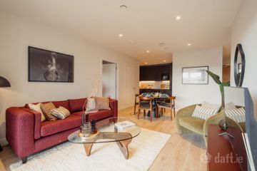 2 Bedroom Apartment , The Carriageworks,, Dublin 1 — photo 2